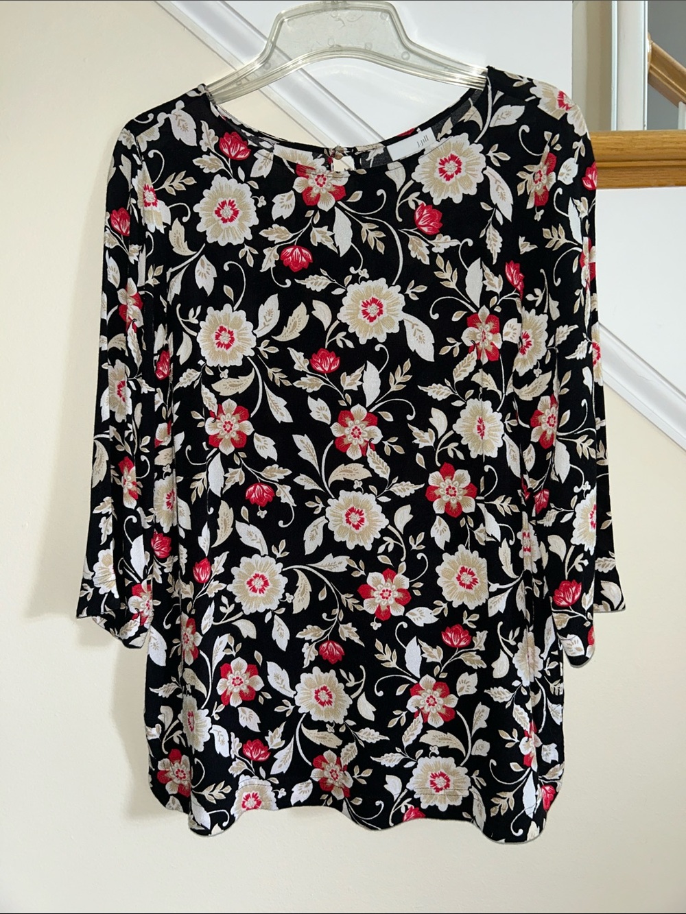 J.Jill Floral‎ Print Tunic Top. 3/4 Sleeves. Multi with Black/Red. Rayon. Size S